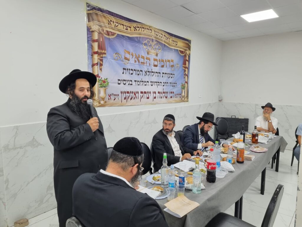 תושבי הדרום חגגו בהילולת המלומד בניסים הטמון באופקים