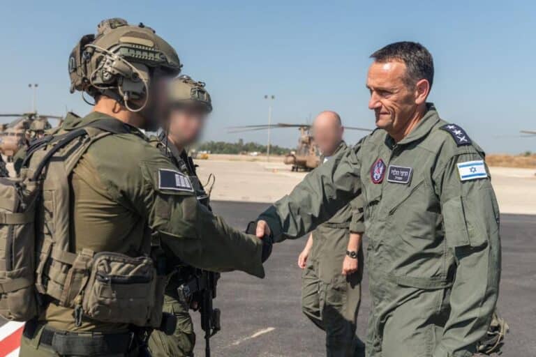 בשל הסרבנות: נתניהו והצמרת הצבאית דנו בכשירות צה"ל