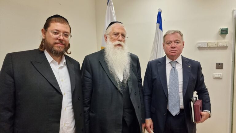 פרוש אירח בלשכתו את שגריר אוקראינה בישראל