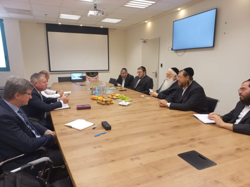 פרוש אירח בלשכתו את שגריר אוקראינה בישראל