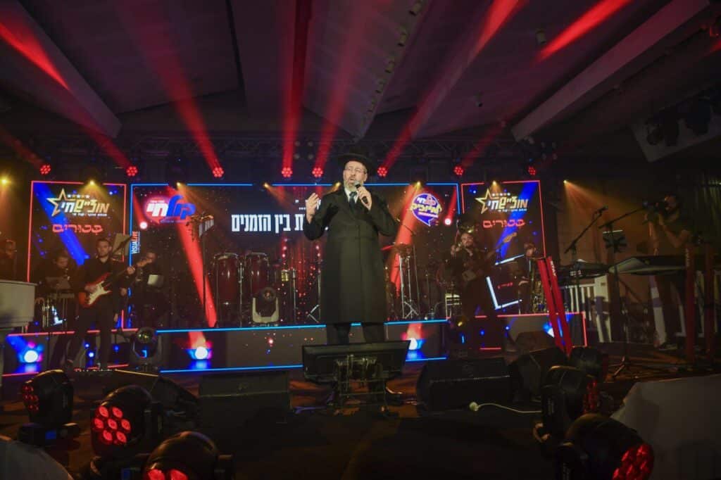 שלום ברנהולץ השיק את "ביכורים" במופע השקה מרהיב