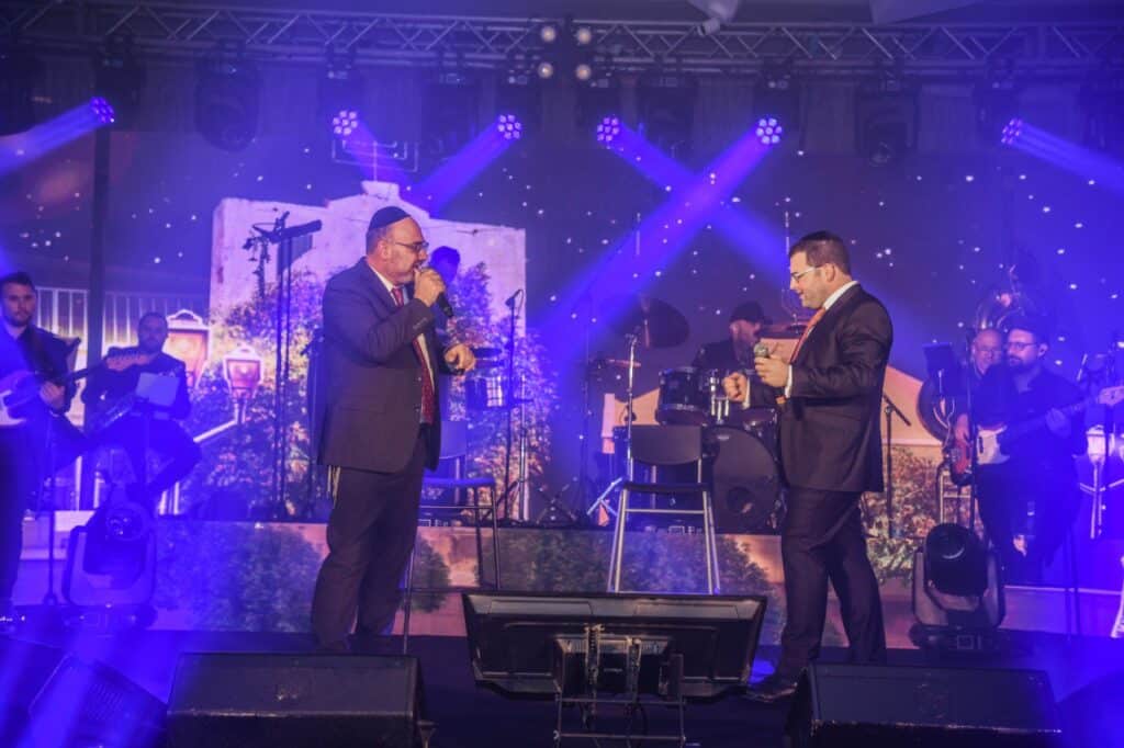 שלום ברנהולץ השיק את "ביכורים" במופע השקה מרהיב
