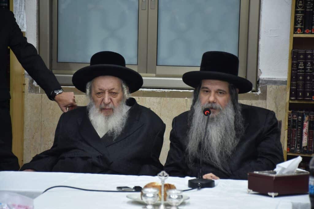 כשהוא בוצע את החלה: הטיש של האדמו"ר מקוידינוב