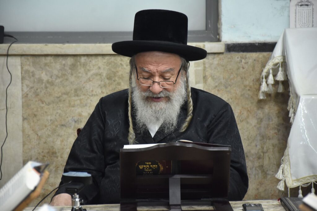 תשעה באב באשלג: מכניסת הצום עד קידוש לבנה