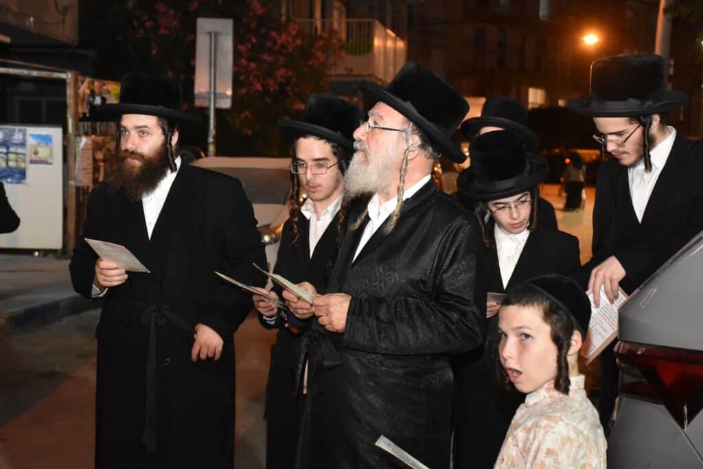 תשעה באב באשלג: מכניסת הצום עד קידוש לבנה