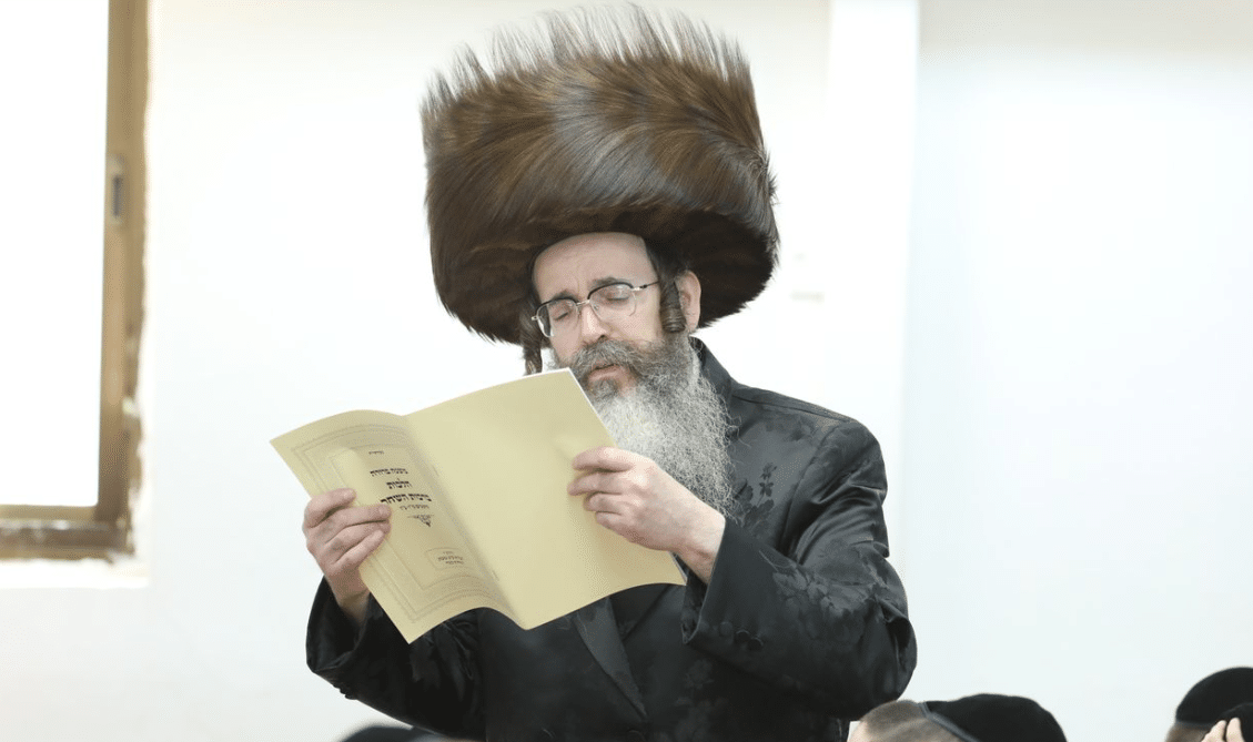 פרסום ראשון: האדמו"ר מגור יוצא לנפוש בשוויץ פרסום ראשון: האדמו"ר מגור יוצא לנפוש בשוויץ