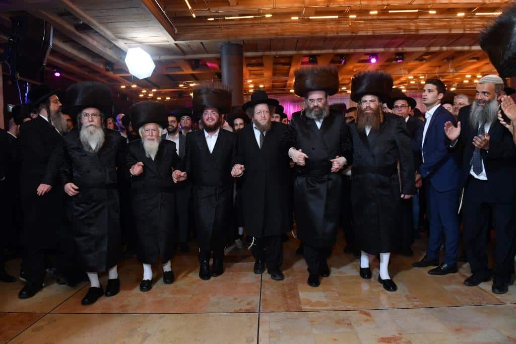 צפו בגלריה: שמחת נישואי בן הגה"צ רבי מרדכי אורי אנגלמן