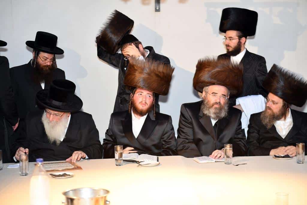 צפו בגלריה: שמחת נישואי בן הגה"צ רבי מרדכי אורי אנגלמן