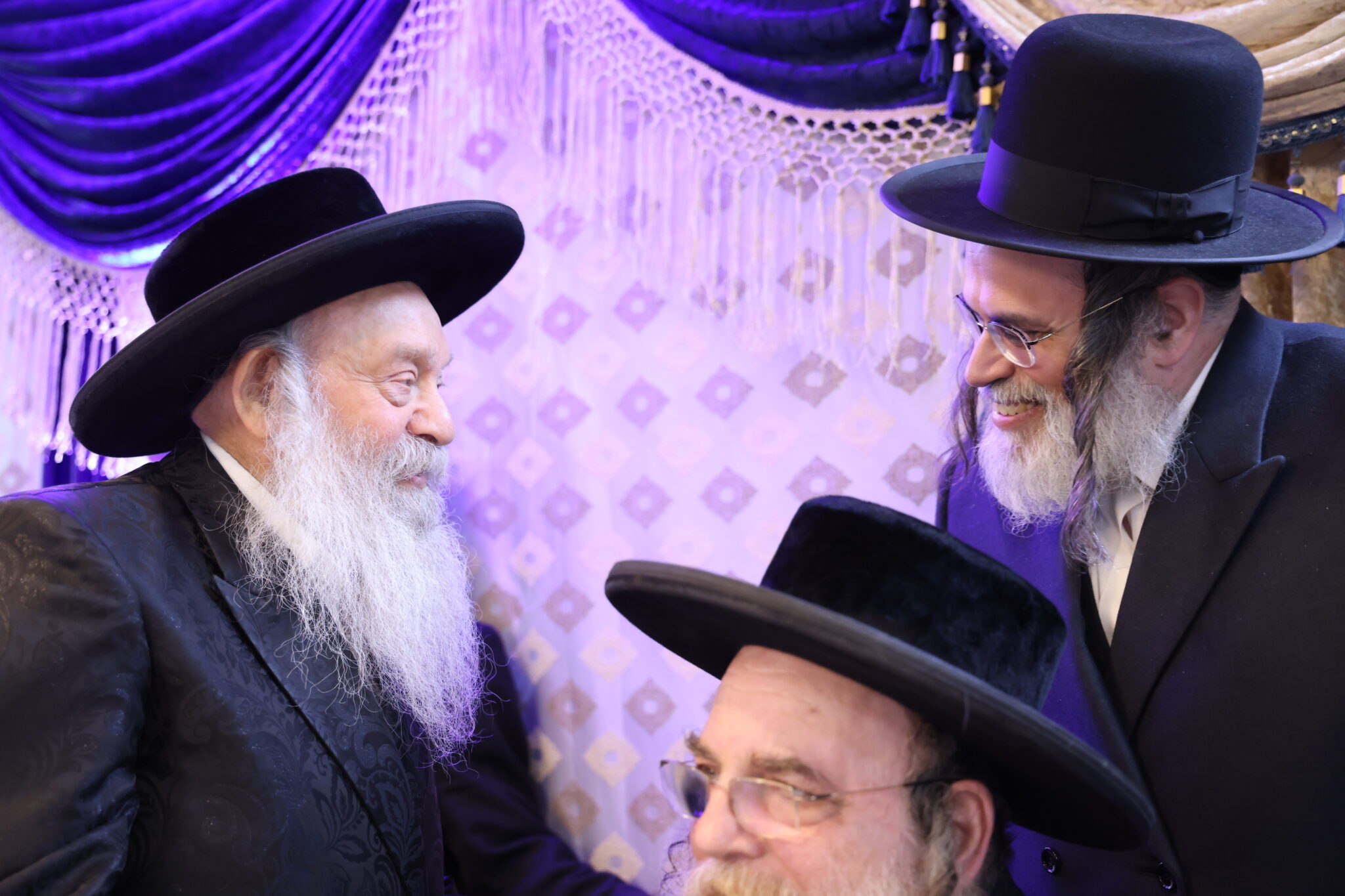 מעמד חלוקת תעודות ומלגות למאות נבחני 'שינון וחזרה'