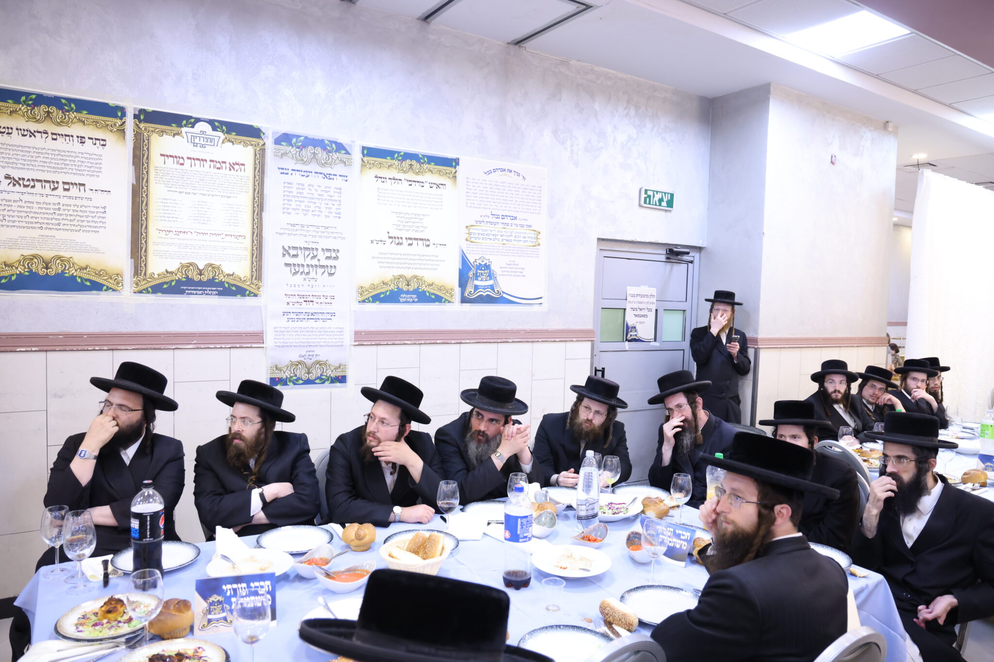 מעמד חלוקת תעודות ומלגות למאות נבחני 'שינון וחזרה'