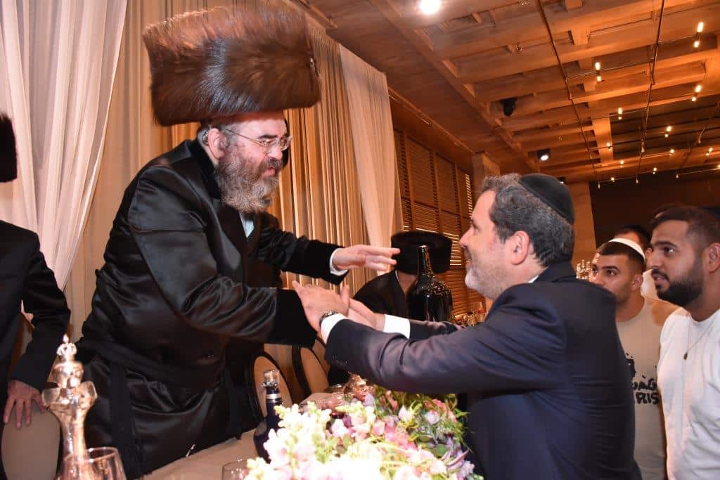 צפו בגלריה: שמחת נישואי בן הגה"צ רבי מרדכי אורי אנגלמן