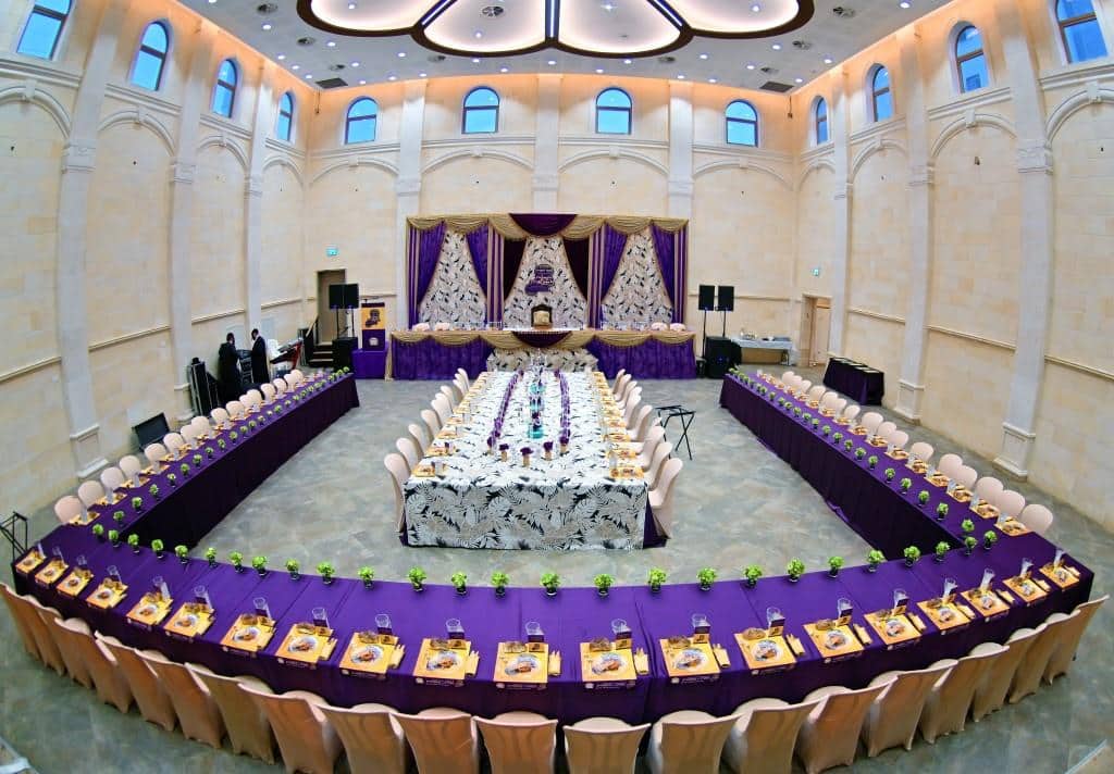 בראשות האדמו"ר: בפרמישלאן חילקו תעודות לחתנים בראשות האדמו"ר: בפרמישלאן חילקו תעודות לחתנים