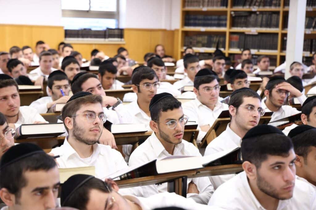 גלריה: בישיבת ברית יעקב פתחו את זמן אלול גלריה: בישיבת ברית יעקב פתחו את זמן אלול