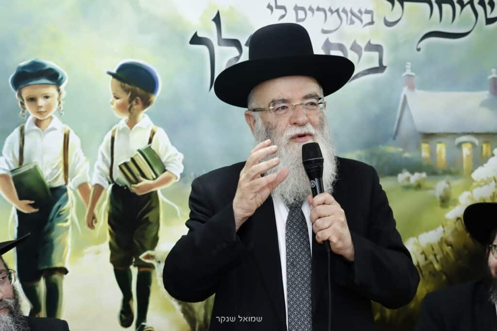 בקרית אתא קראו לחיידר על שם אביו של ראש הישיבה