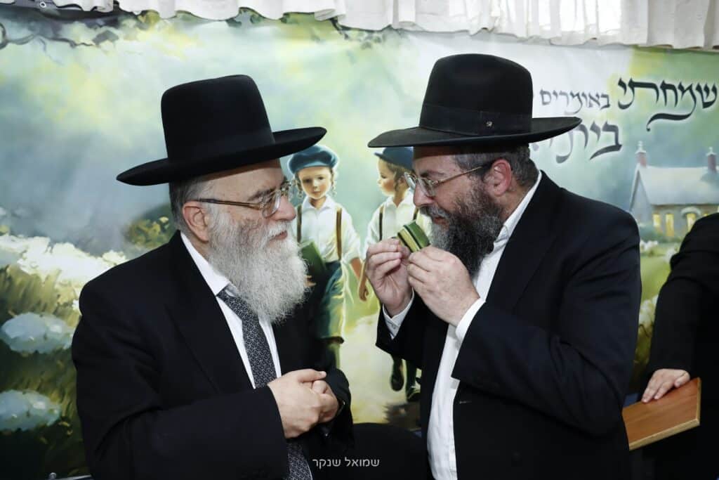 בקרית אתא קראו לחיידר על שם אביו של ראש הישיבה