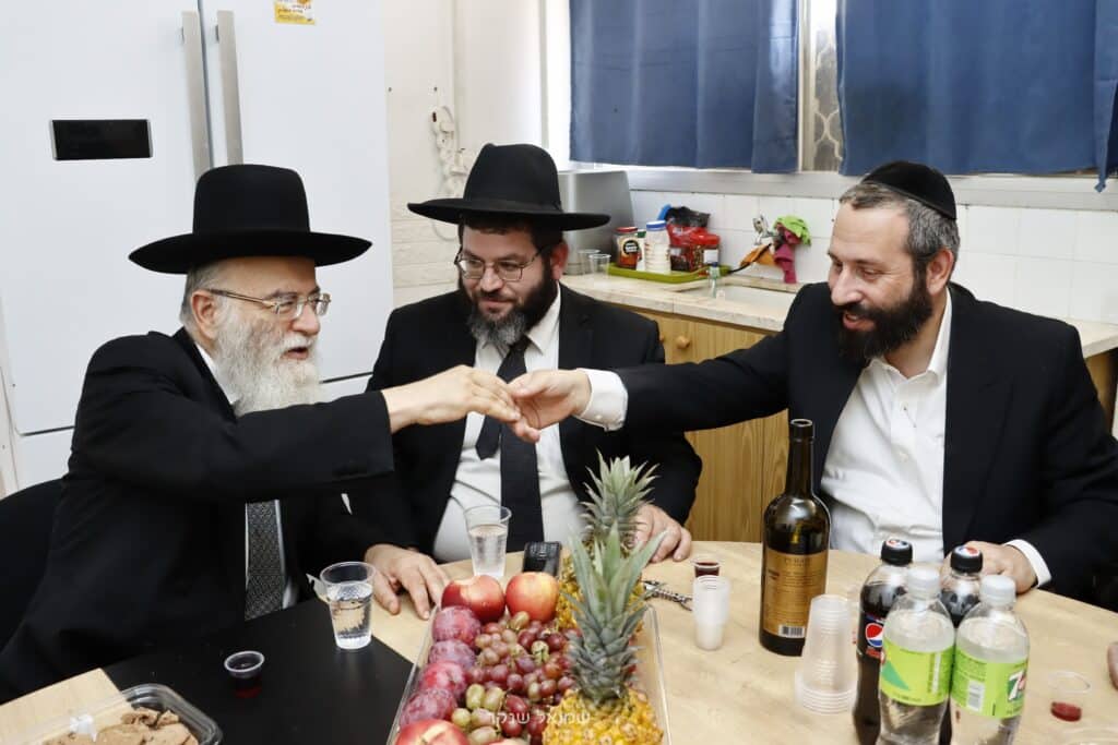 בקרית אתא קראו לחיידר על שם אביו של ראש הישיבה