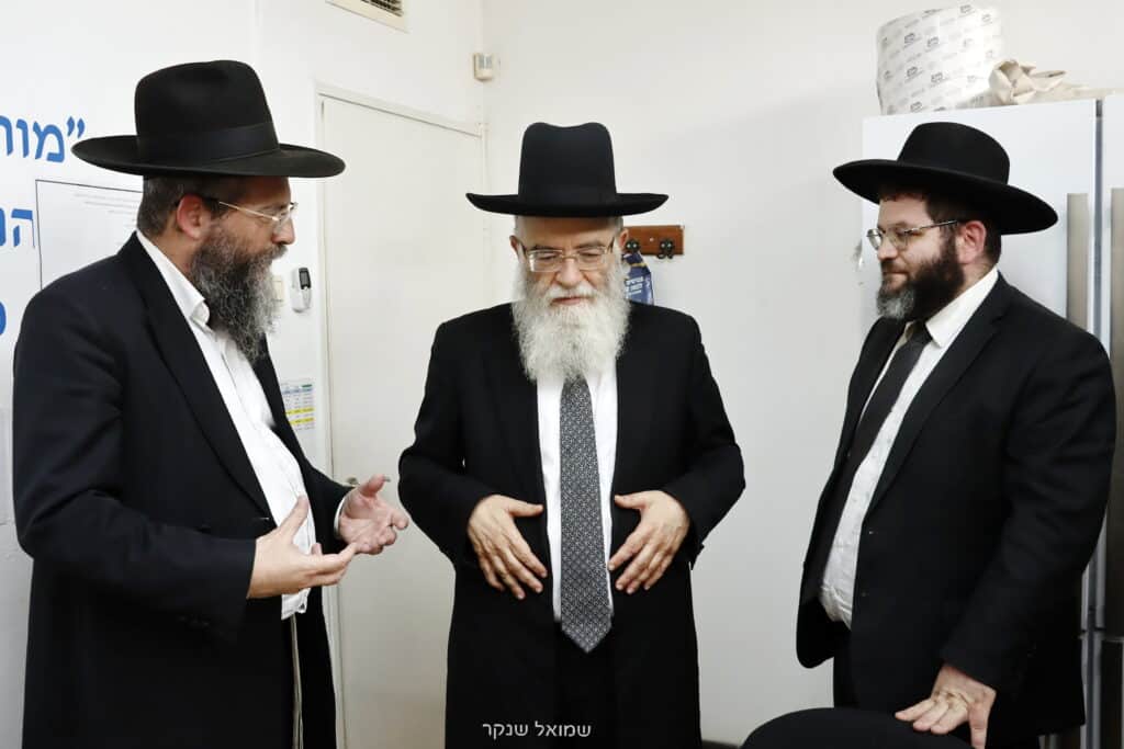 בקרית אתא קראו לחיידר על שם אביו של ראש הישיבה