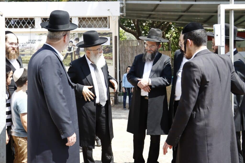 בקרית אתא קראו לחיידר על שם אביו של ראש הישיבה