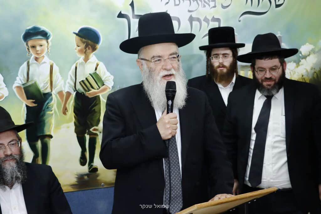 בקרית אתא קראו לחיידר על שם אביו של ראש הישיבה