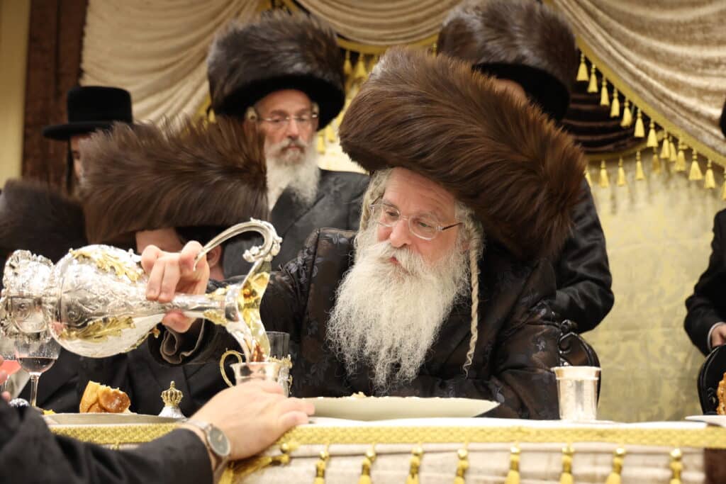 בנדבורנה ירושלים חגגו שבע ברכות לבת האדמו"ר