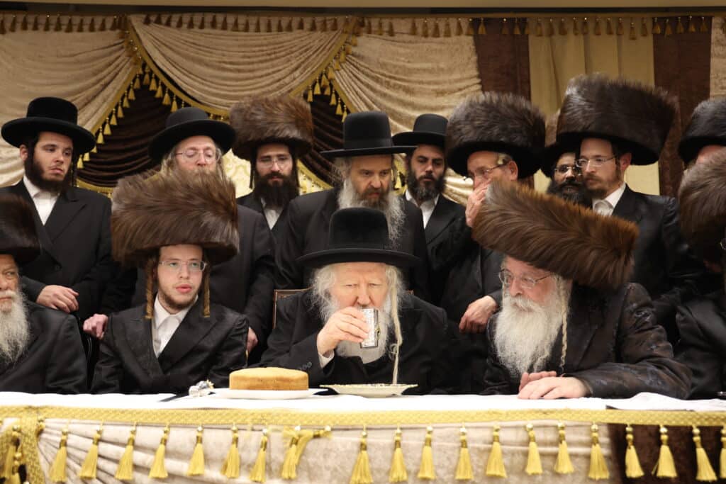 בנדבורנה ירושלים חגגו שבע ברכות לבת האדמו"ר