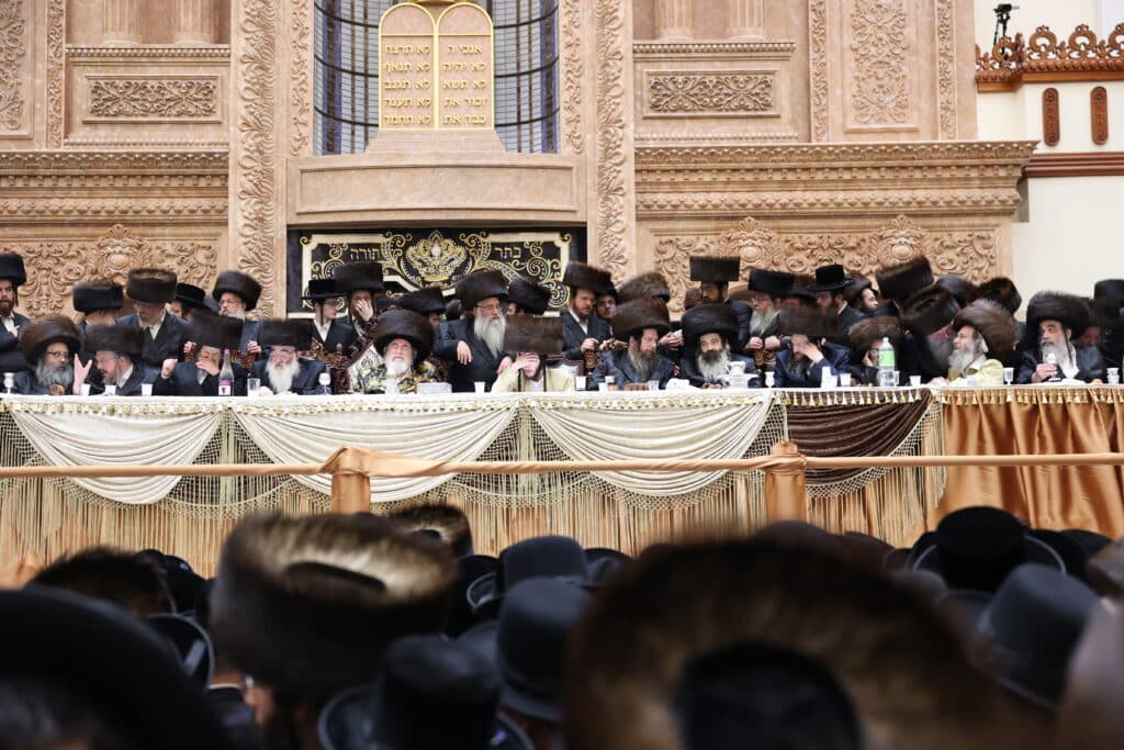 המשפיע החסידי שילהב את ההמונים בשמחת נישואי בנו