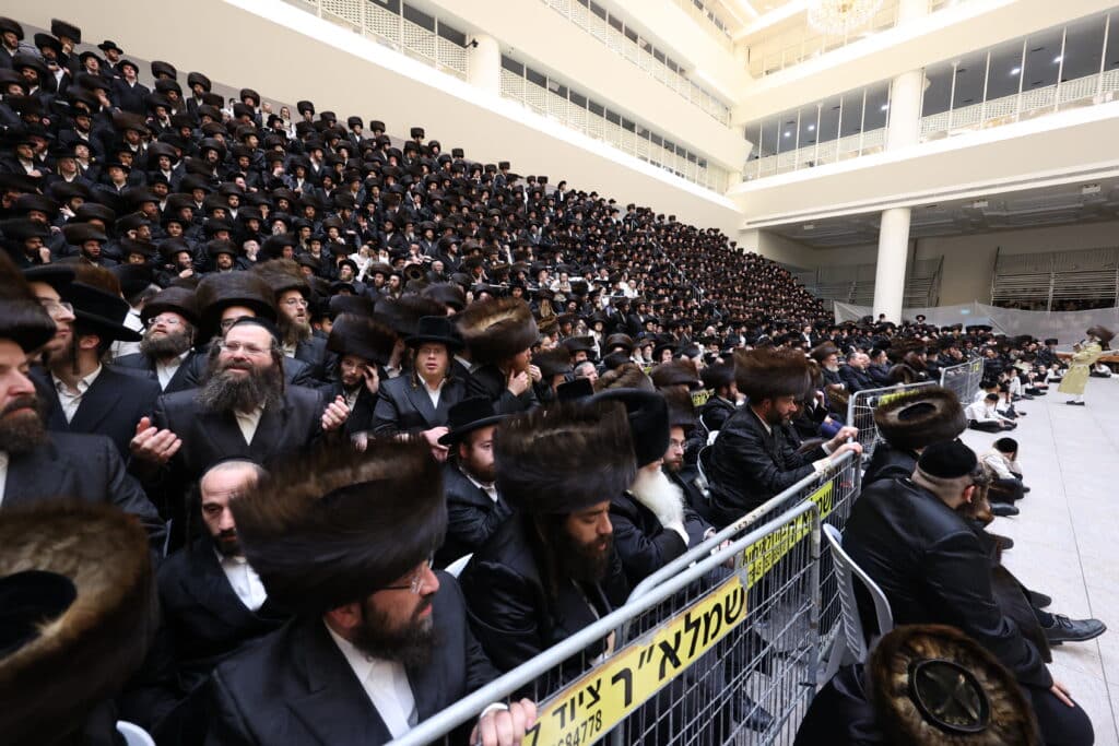 המשפיע החסידי שילהב את ההמונים בשמחת נישואי בנו