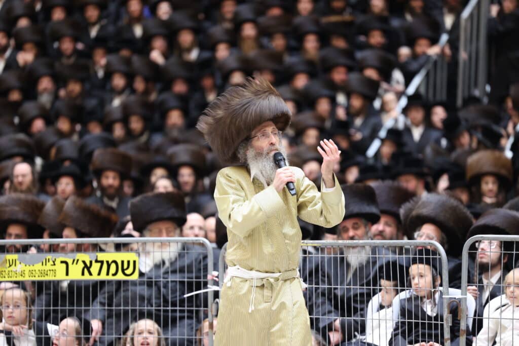 המשפיע החסידי שילהב את ההמונים בשמחת נישואי בנו