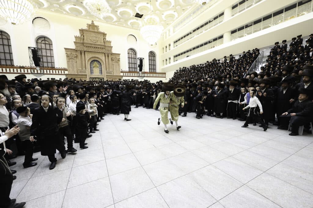 המשפיע החסידי שילהב את ההמונים בשמחת נישואי בנו