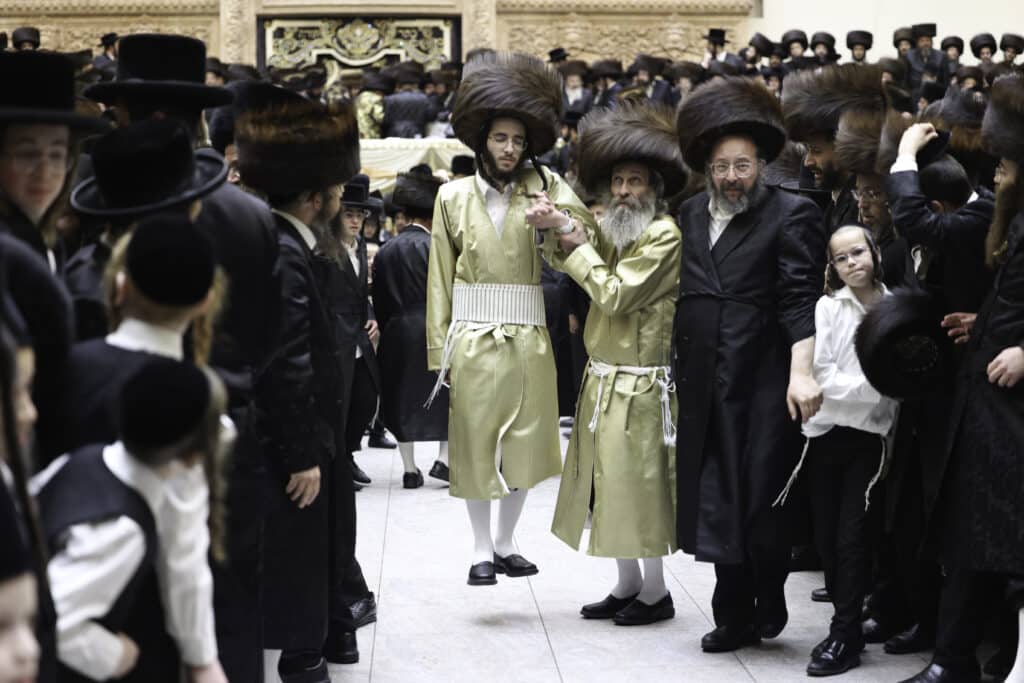 המשפיע החסידי שילהב את ההמונים בשמחת נישואי בנו