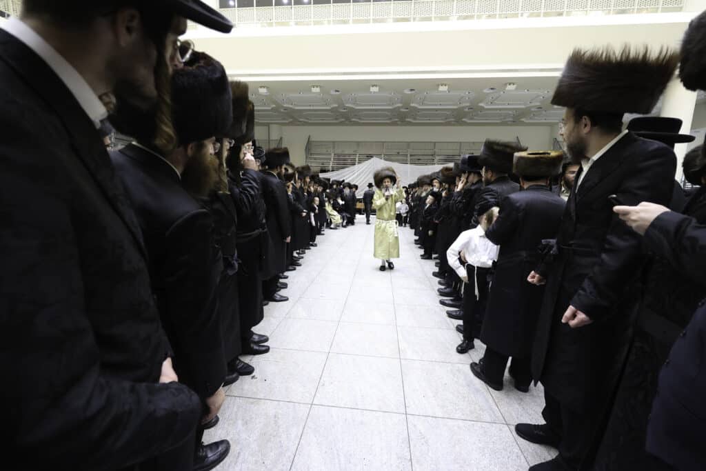 המשפיע החסידי שילהב את ההמונים בשמחת נישואי בנו