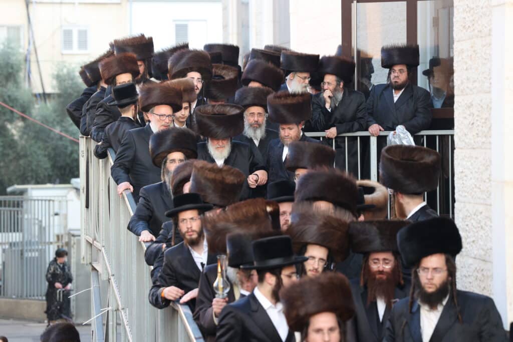 המשפיע החסידי שילהב את ההמונים בשמחת נישואי בנו