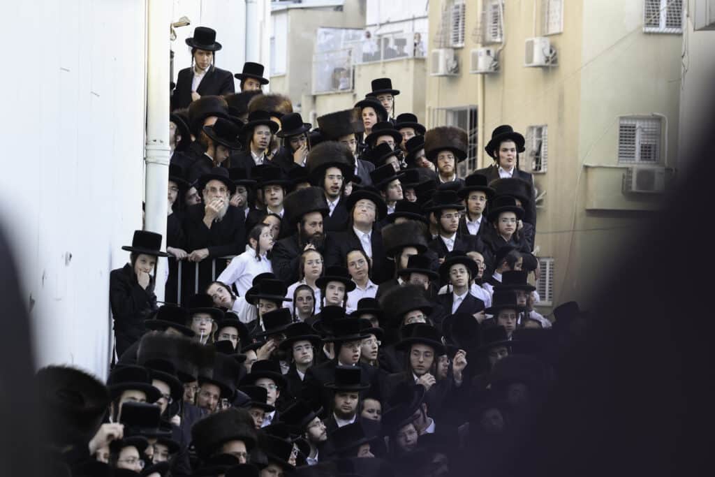 המשפיע החסידי שילהב את ההמונים בשמחת נישואי בנו