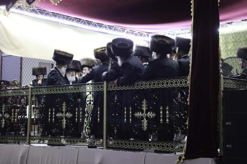 המשפיע החסידי שילהב את ההמונים בשמחת נישואי בנו