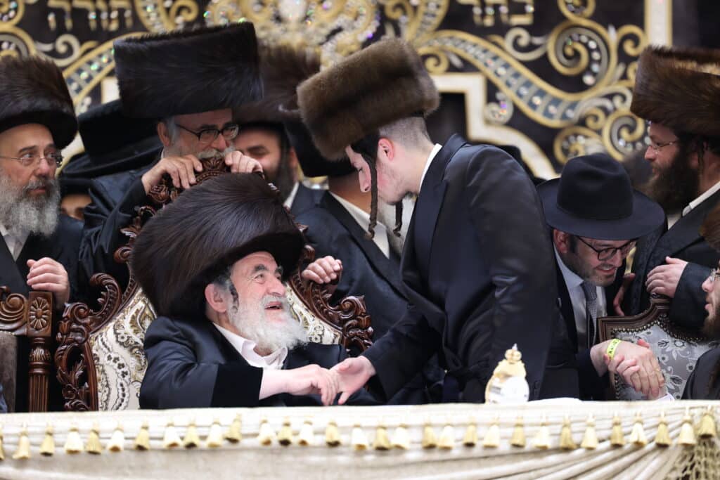 המשפיע החסידי שילהב את ההמונים בשמחת נישואי בנו