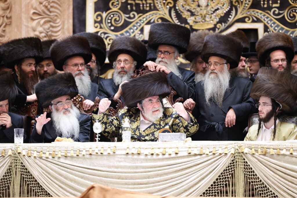 המשפיע החסידי שילהב את ההמונים בשמחת נישואי בנו