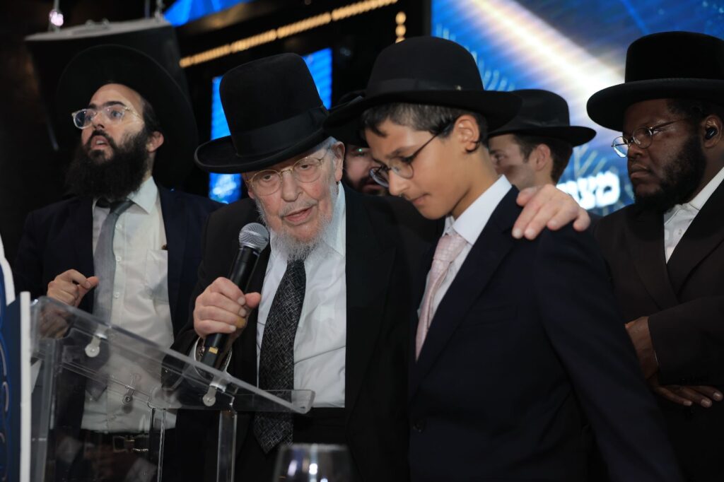 תיעוד: שמחת בר המצווה לבנו של הינוקא