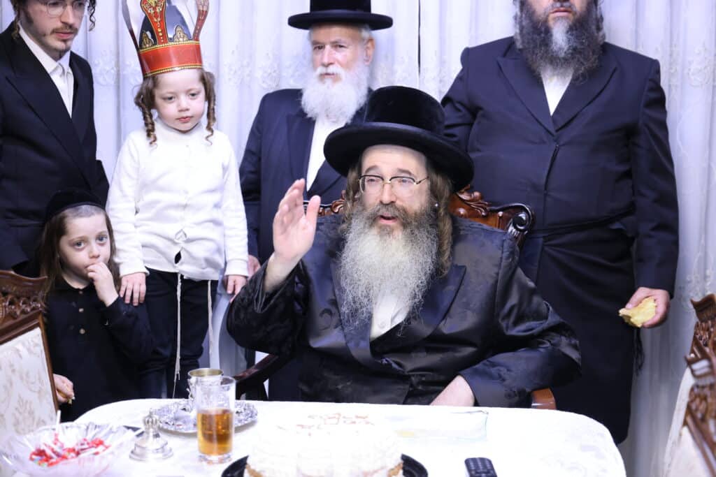 צאתכם לשלום: האדמו"ר מתולדות משה בברכת פרידה