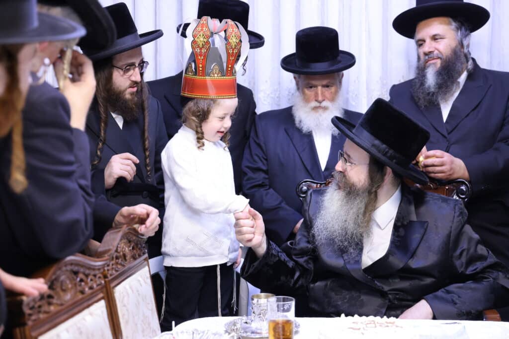 צאתכם לשלום: האדמו"ר מתולדות משה בברכת פרידה