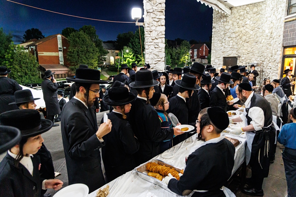 רבבות בקריית יואל: בסטאמר חגגו את יום ההילולה ה-44