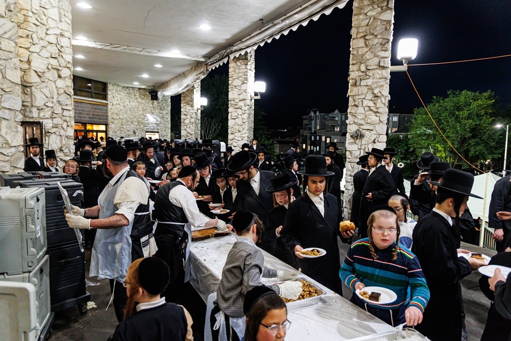 רבבות בקריית יואל: בסטאמר חגגו את יום ההילולה ה-44