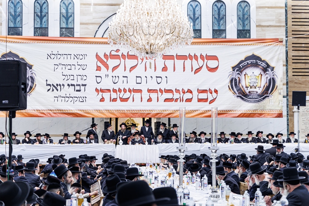 רבבות בקריית יואל: בסטאמר חגגו את יום ההילולה ה-44