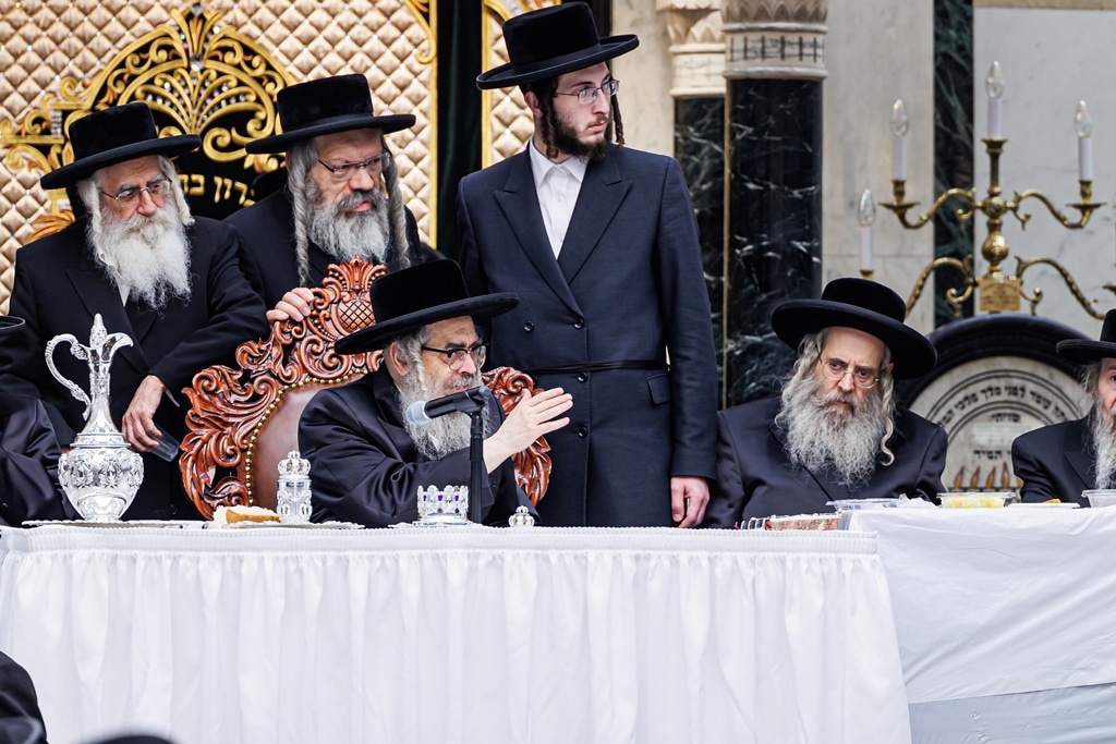 רבבות בקריית יואל: בסטאמר חגגו את יום ההילולה ה-44