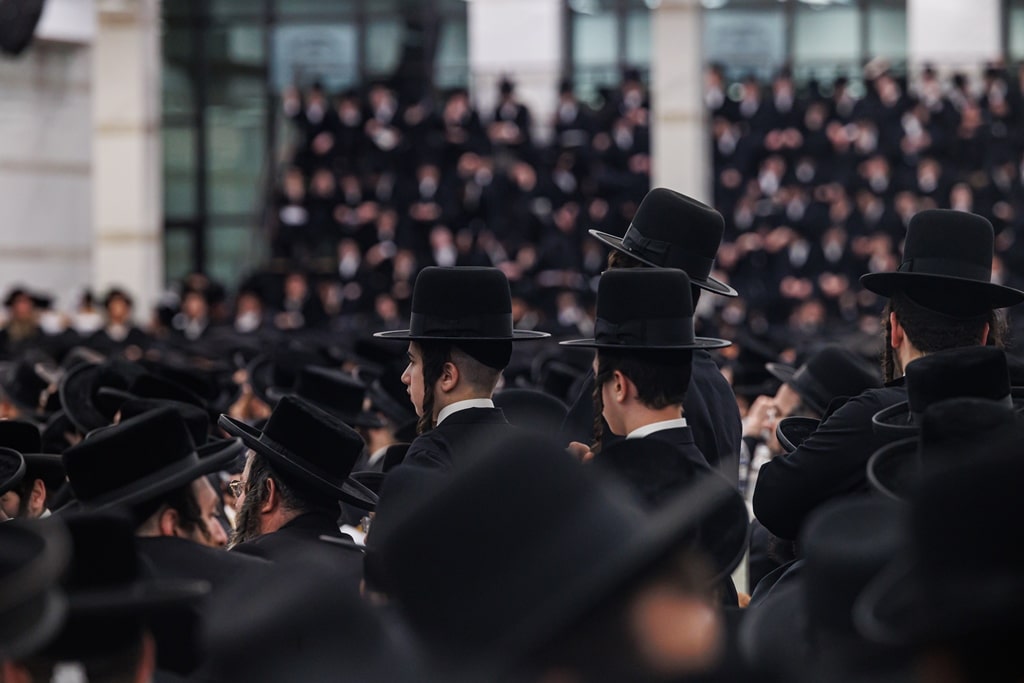 רבבות בקריית יואל: בסטאמר חגגו את יום ההילולה ה-44