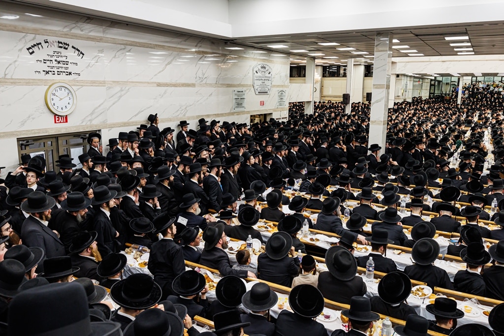 רבבות בקריית יואל: בסטאמר חגגו את יום ההילולה ה-44