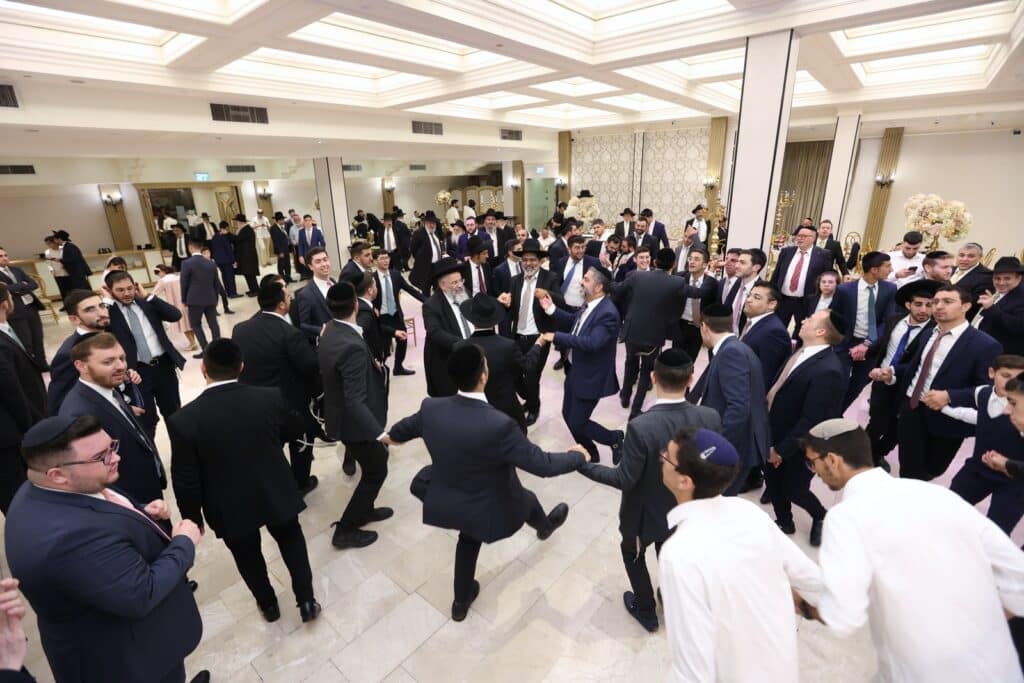 בהשתתפות רבנים: רבה של יקנעם השיא את נכדו בבני ברק