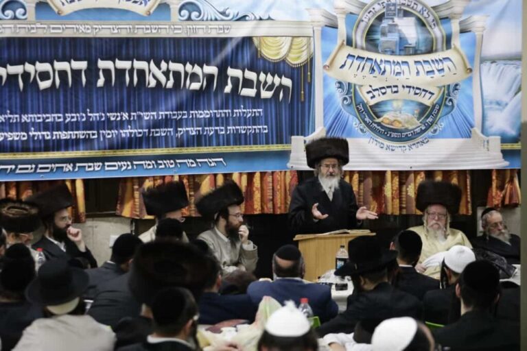 "התאחדו במירון": מאות אברכי חסידי ברסלב שבתו בציון הרשב"י