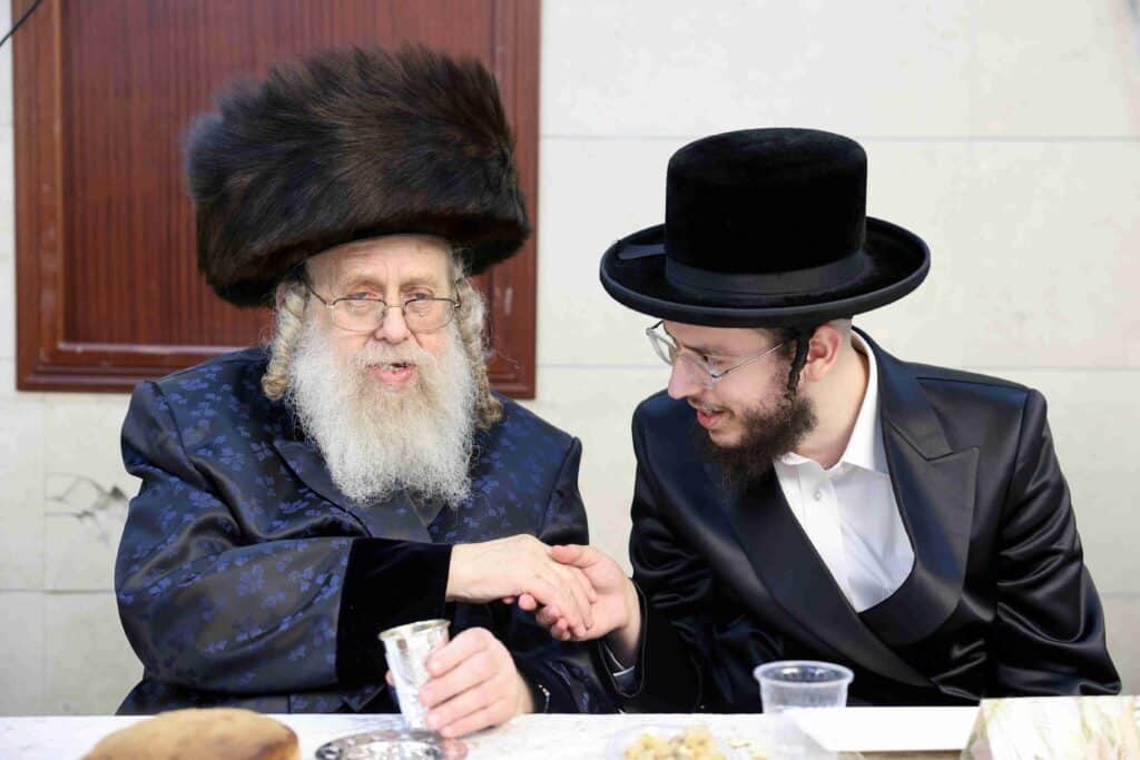 אדמו"רים ורבנים השתתפו באירוסי בן האדמו"ר מרימנוב