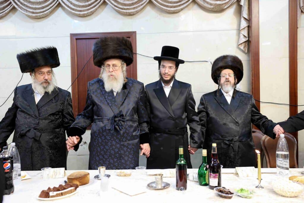 אדמו"רים ורבנים השתתפו באירוסי בן האדמו"ר מרימנוב