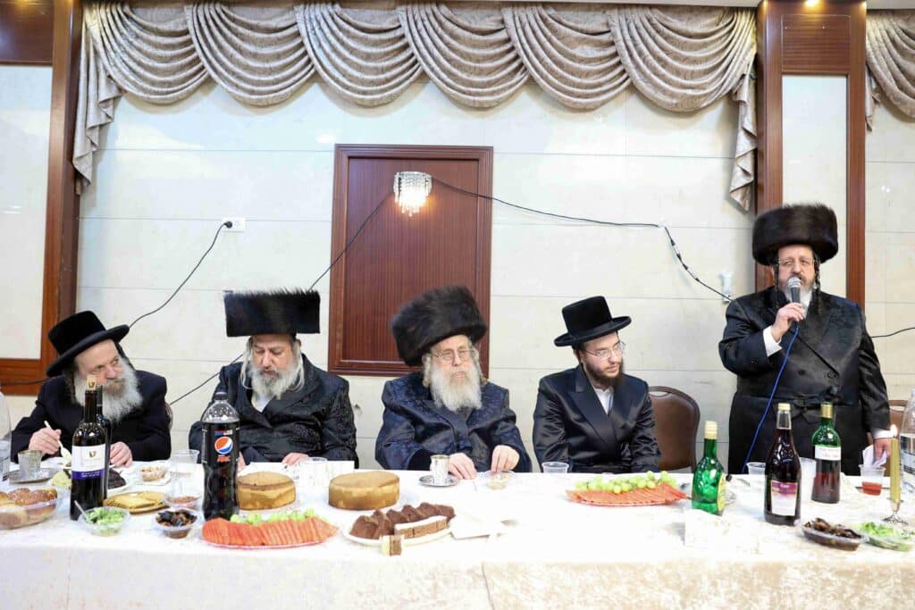 אדמו"רים ורבנים השתתפו באירוסי בן האדמו"ר מרימנוב